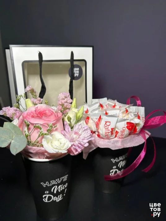 Подарочный набор цветы и конфеты